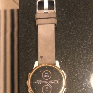 Garmin Fenix 5s plus Grey suede band